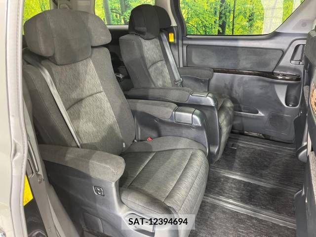 Toyota VELLFIRE 2013-04 231469-9