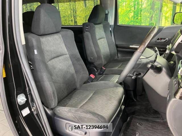 Toyota VELLFIRE 2013-04 231469-8