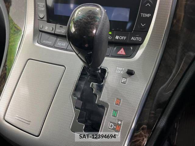 Toyota VELLFIRE 2013-04 231469-19