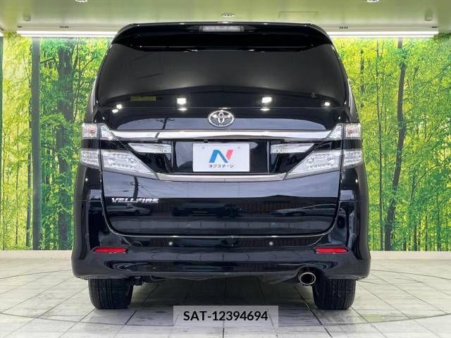 Toyota VELLFIRE 2013-04 231469-15