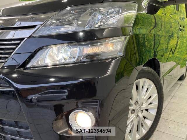 Toyota VELLFIRE 2013-04 231469-13