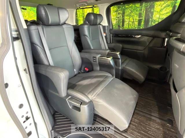 Toyota ALPHARD 2022-09 355371-9