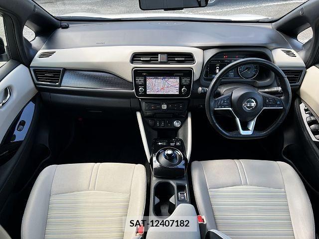 Nissan LEAF 2018-04 395452-1