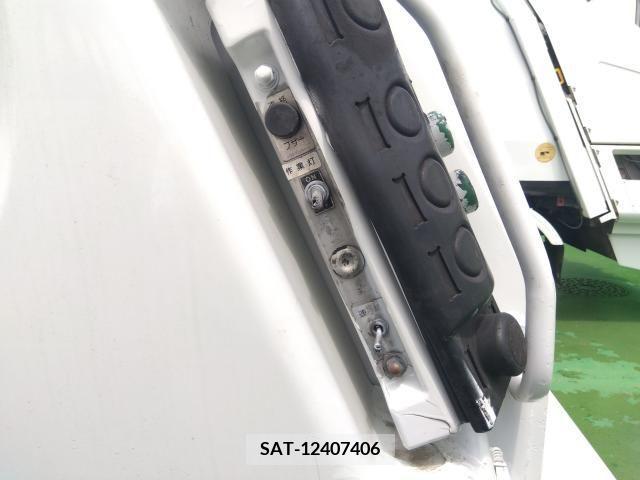 Isuzu ELF TRUCK 2016-07 297087-6