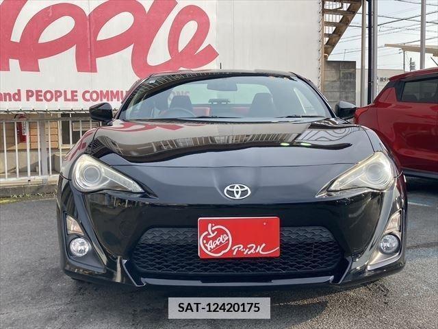 Toyota 86 2012-10 375530-1