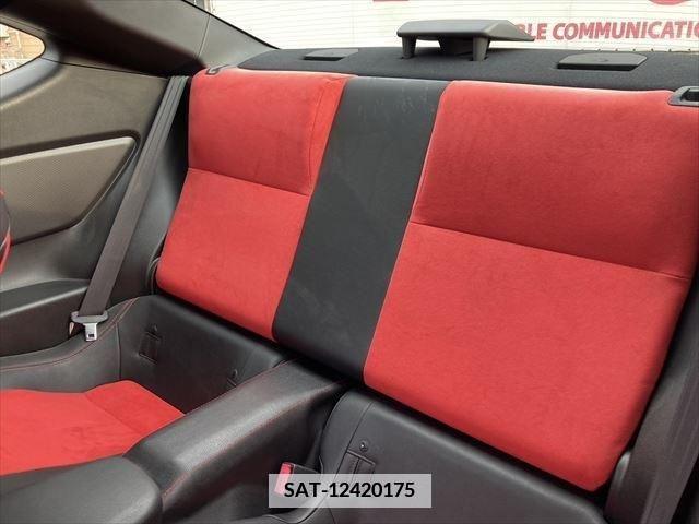Toyota 86 2012-10 375530-20