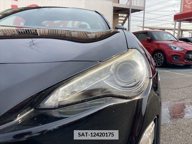 Toyota 86 2012-10 375530-9