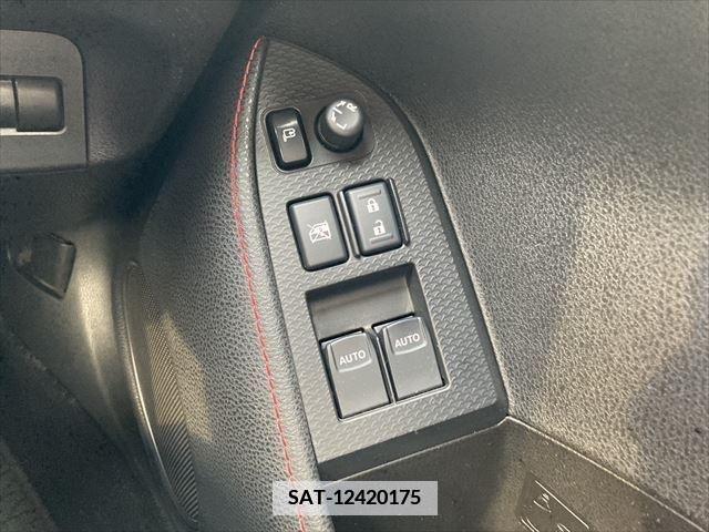 Toyota 86 2012-10 375530-29