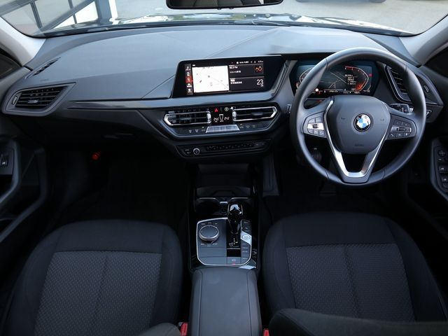 Bmw 1 SERIES 2023-04 12747-21
