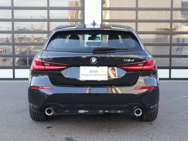 Bmw 1 SERIES 2023-04 12747-5