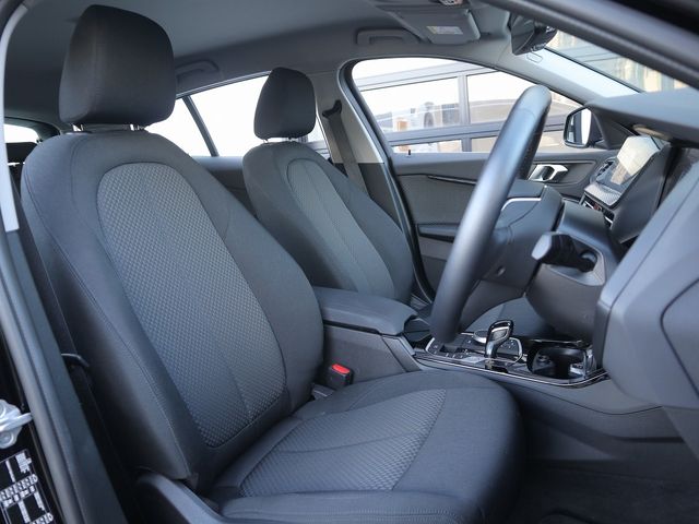 Bmw 1 SERIES 2023-04 12747-15