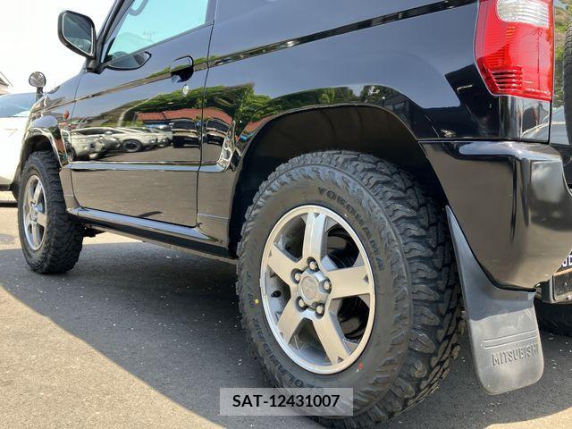 Mitsubishi PAJERO MINI 2011-01 281176-15