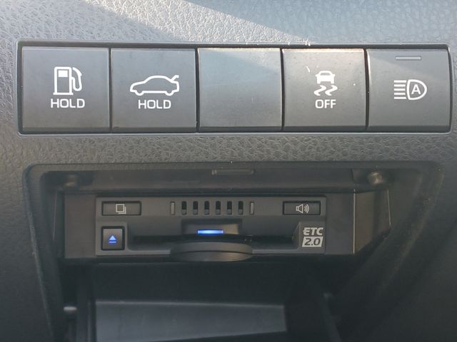 Toyota CAMRY HYBRID 2022-06 187720-22