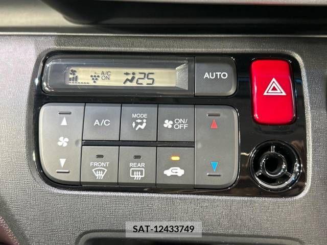 Honda N-ONE 2015-11 382744-4