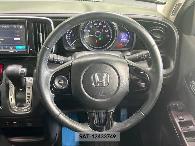 Honda N-ONE 2015-11 382744-11