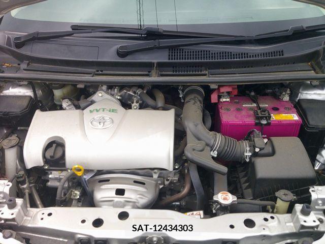 Toyota SIENTA 2018-02 386042-21
