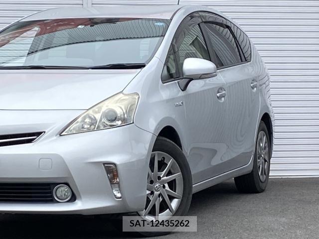 Toyota PRIUS ALPHA 2013-09 366772-10