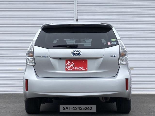 Toyota PRIUS ALPHA 2013-09 366772-3