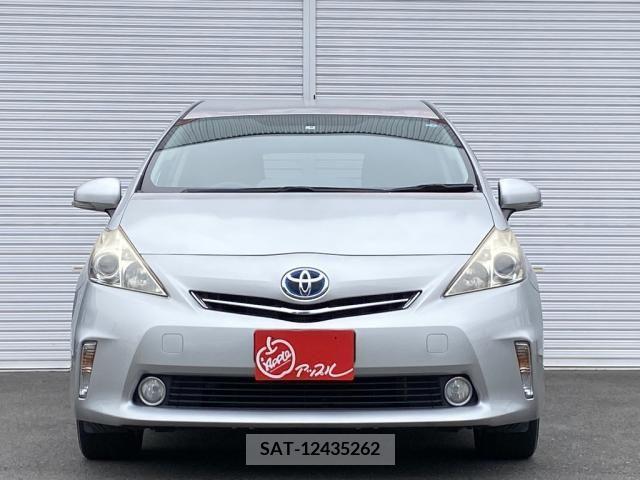 Toyota PRIUS ALPHA 2013-09 366772-2