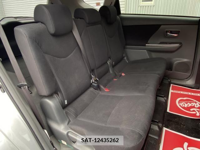 Toyota PRIUS ALPHA 2013-09 366772-24