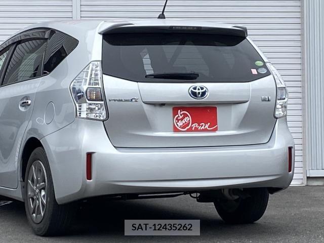 Toyota PRIUS ALPHA 2013-09 366772-14