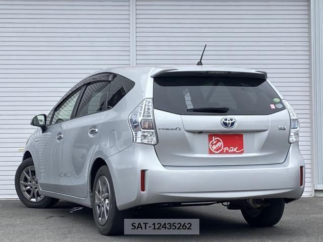 Toyota PRIUS ALPHA 2013-09 366772-7