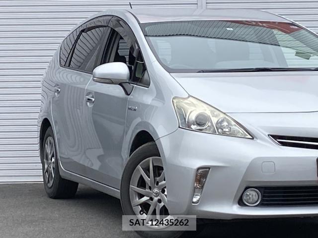 Toyota PRIUS ALPHA 2013-09 366772-11