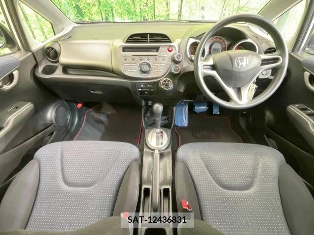Honda FIT 2008-10 303275-1