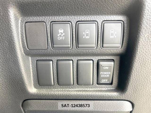 Nissan ELGRAND 2018-10 316304-7