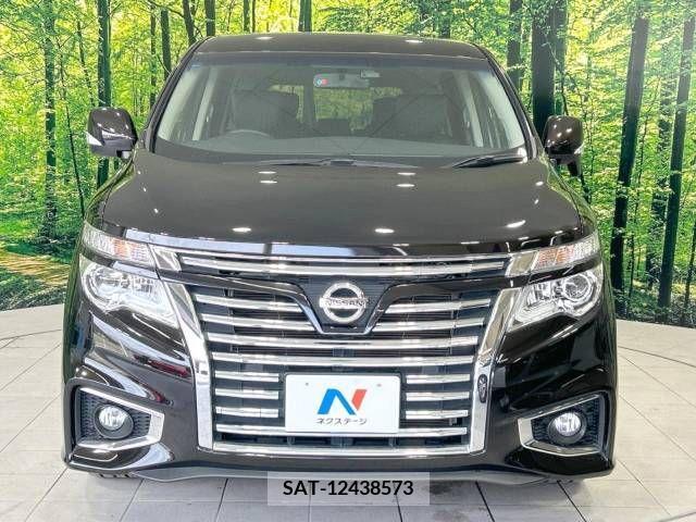 Nissan ELGRAND 2018-10 316304-14