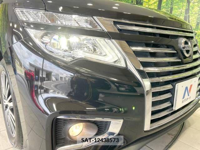 Nissan ELGRAND 2018-10 316304-8