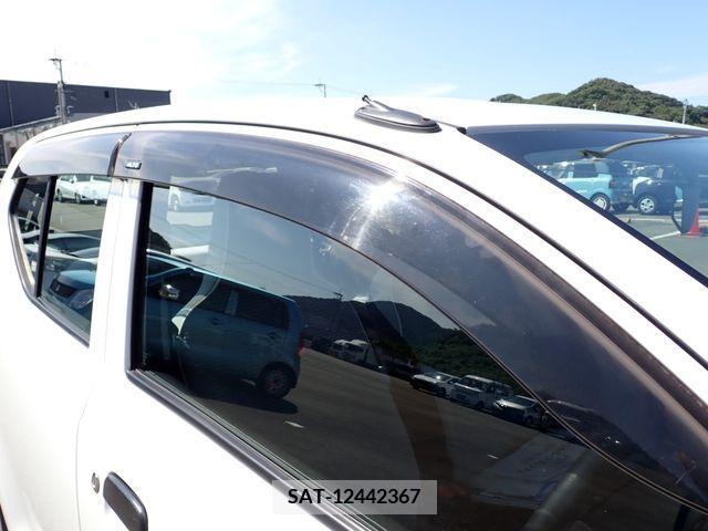 Suzuki ALTO 2017-05 355753-18
