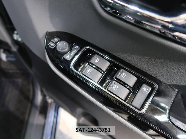 Daihatsu TANTO CUSTOM 2019-08 217713-8