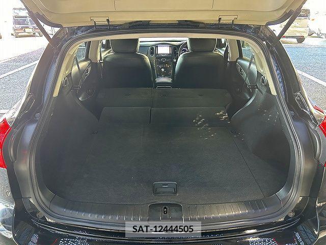 Nissan SKYLINE CROSSOVER 2012-05 306077-21