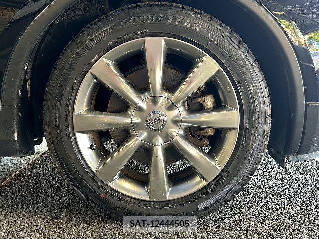 Nissan SKYLINE CROSSOVER 2012-05 306077-26