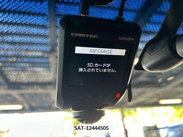 Nissan SKYLINE CROSSOVER 2012-05 306077-5