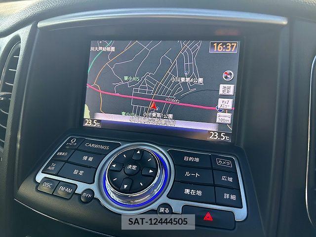 Nissan SKYLINE CROSSOVER 2012-05 306077-4
