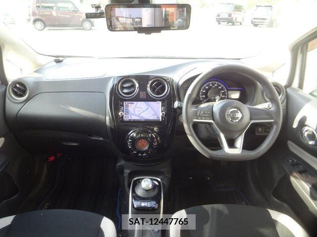 Nissan NOTE 2017-05 279888-2