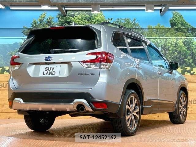 Subaru FORESTER 2018-08 235914-17