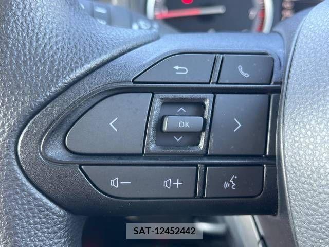 Toyota NOAH 2023-04 204403-4