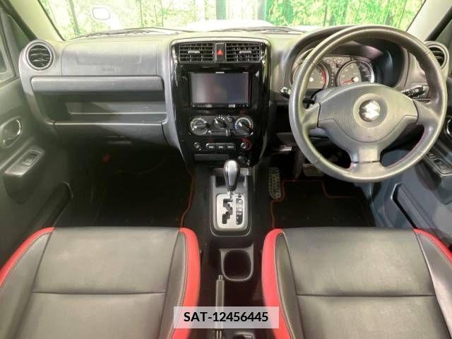 Suzuki JIMNY 2013-10 373841-1
