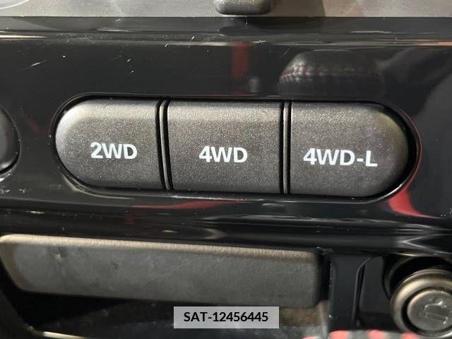 Suzuki JIMNY 2013-10 373841-7