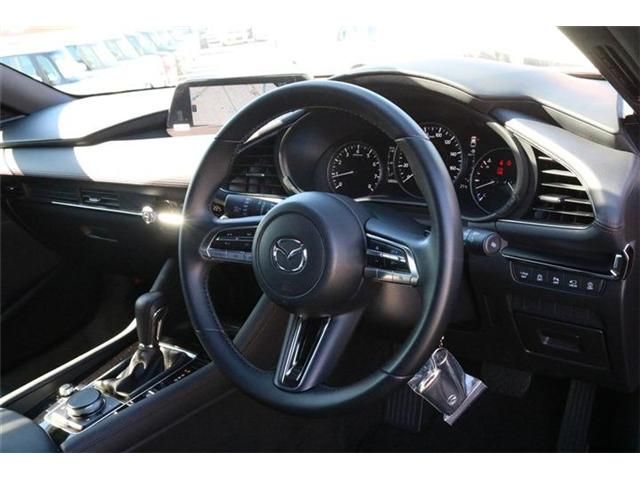Mazda MAZDA3 2021-12 13592-3