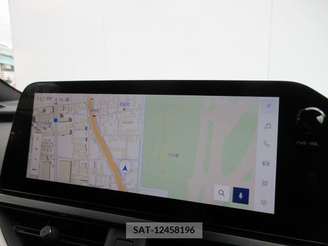 Lexus UX 2023-07 334406-10