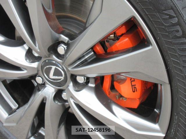 Lexus UX 2023-07 334406-4