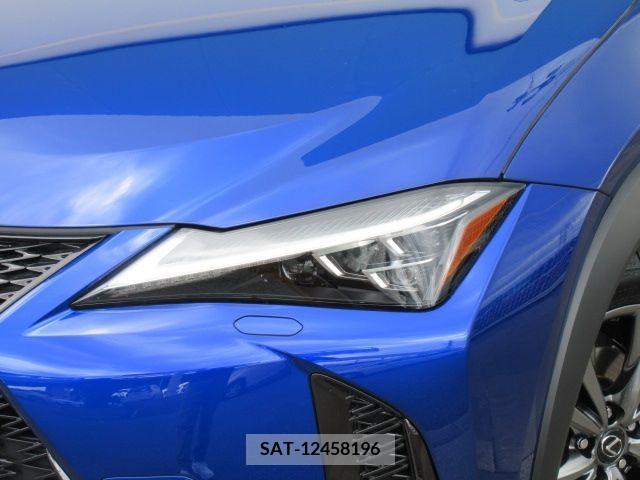 Lexus UX 2023-07 334406-3