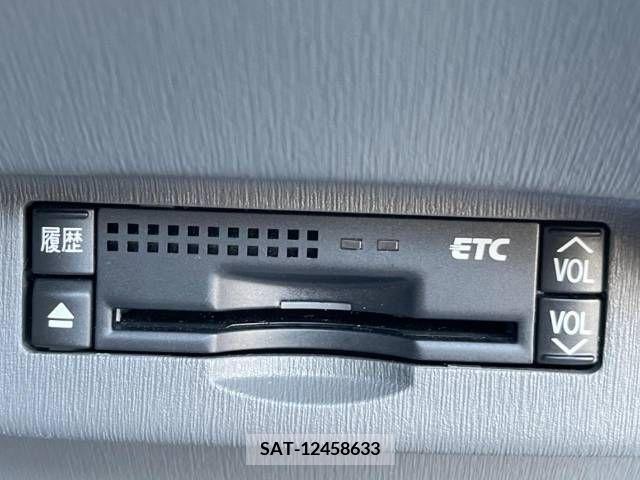 Toyota PRIUS 2010-01 282206-4