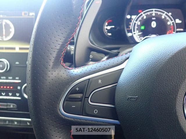 Renault MEGANE 2019-07 284075-13