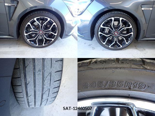 Renault MEGANE 2019-07 284075-27