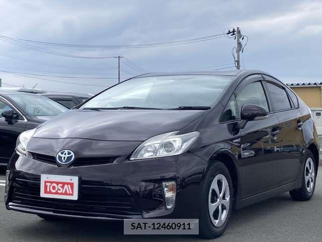 Toyota PRIUS 2012-06 366366-9